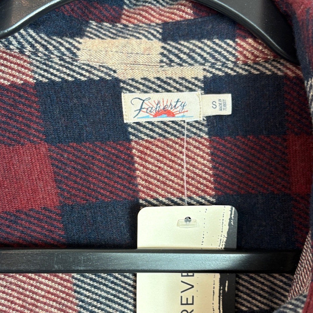 Faherty Legend sweater shirt - Picture 2 of 3